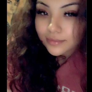 Meet your Posher, Unique